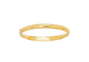 14K Yellow Gold (3.40 g) Kids Diamond Cut Bangle Bracelet, 5 1/2 Inches by SuperJeweler