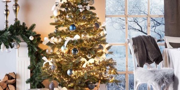 TREE OF THE MONTH Vianočný stromček 180 cm – zelená